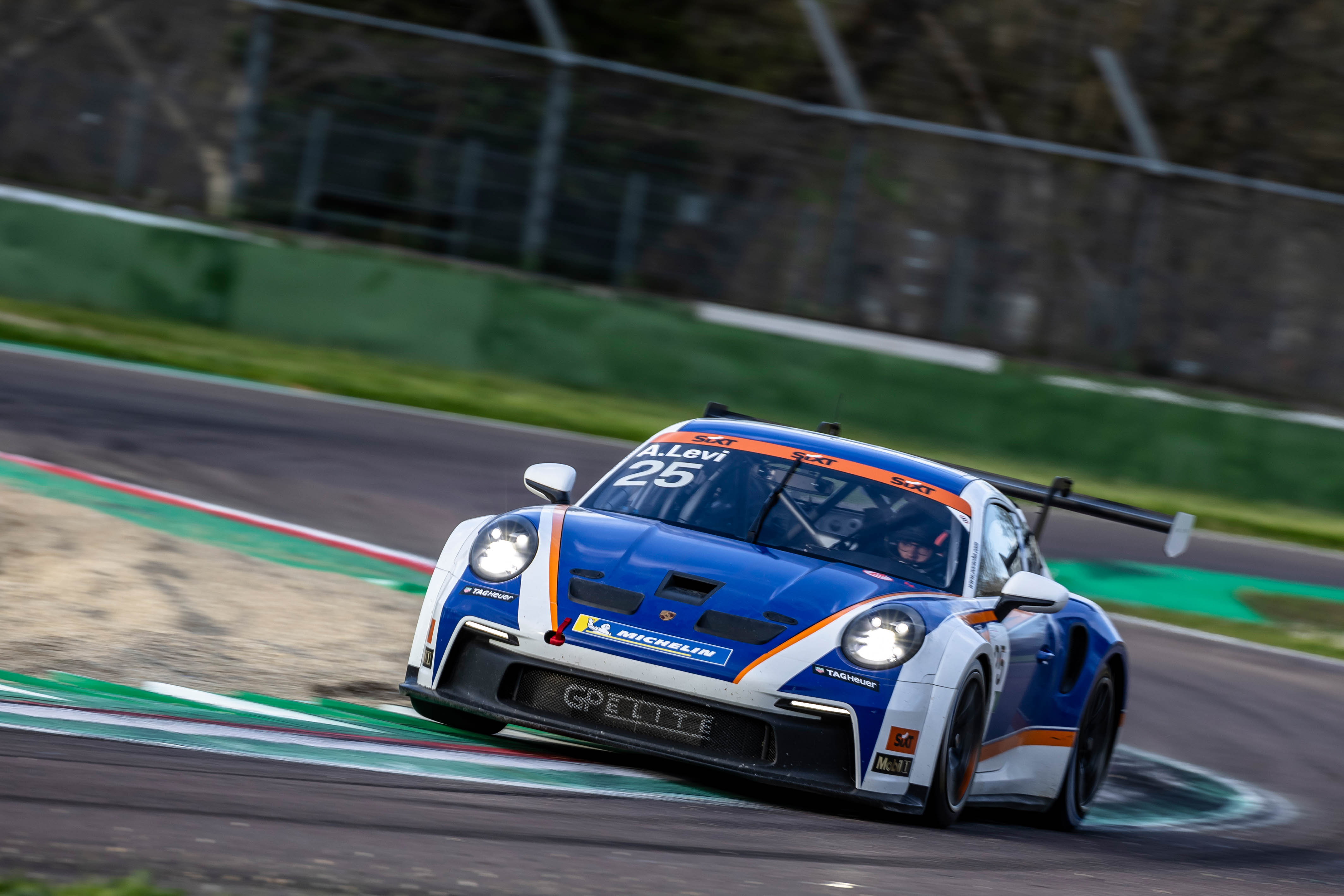 Team GP Elite - Porsche Mobil 1 Supercup