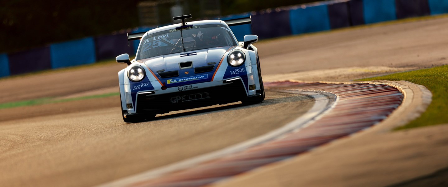 Team GP Elite - Porsche Mobil 1 Supercup